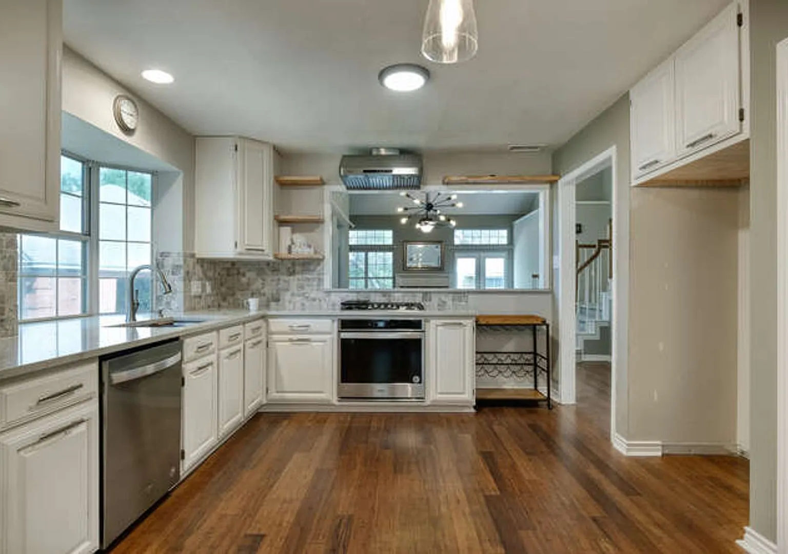 5917 Charles Schreiner Trl — Photo 3