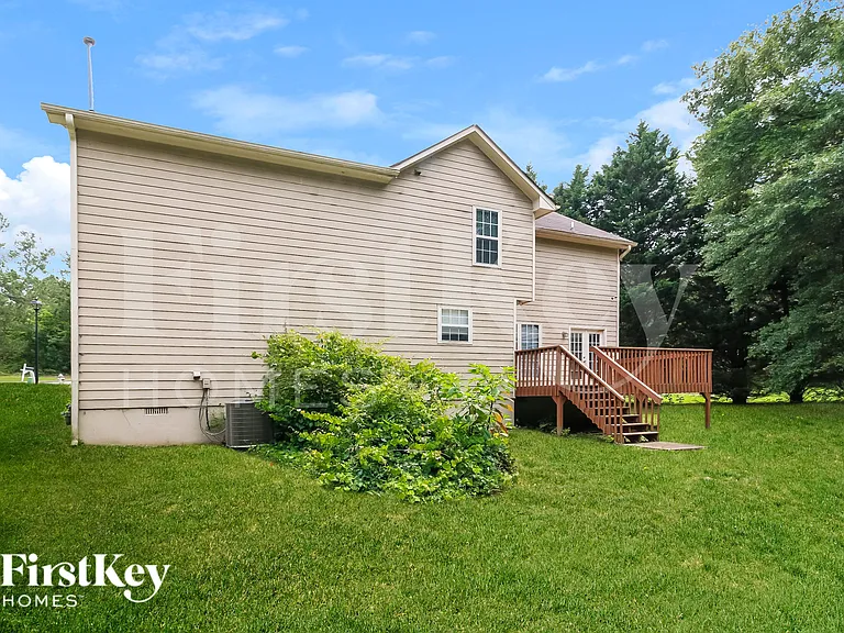 15 Fenwick Way — Photo 15