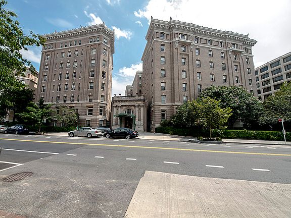 BUILDING FACADE