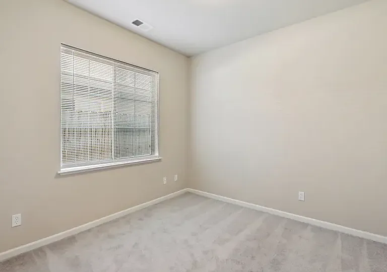 3500 Silverwood Rd — Photo 40