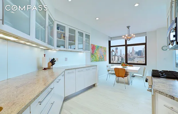 Rented by Compass | media 20