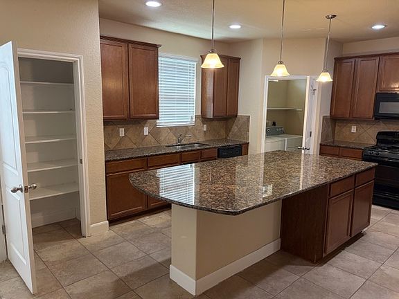 5th image of 7938 Cenote Dr