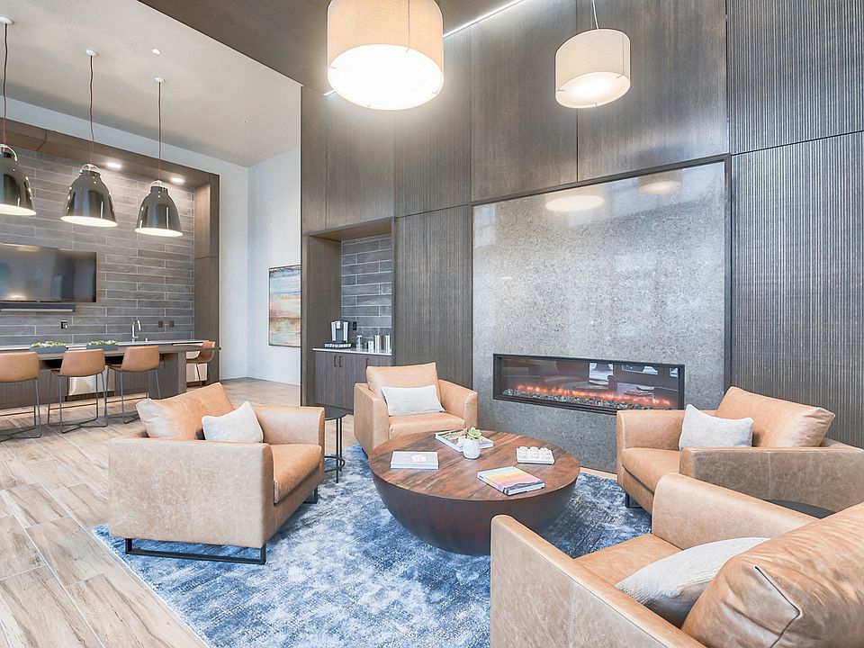 Newly Renovated Resident Lounge