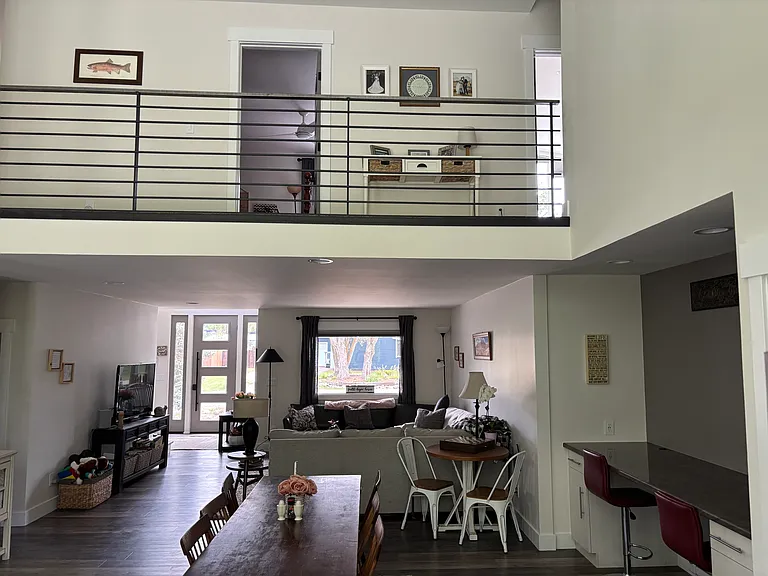 735 Pamela Ln — Photo 7