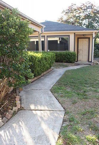 1st image of 3526 Vineyard Dr