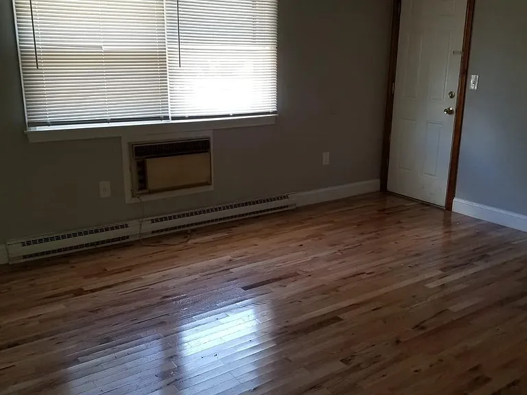 148 Bradford Ave #7 — Photo 9