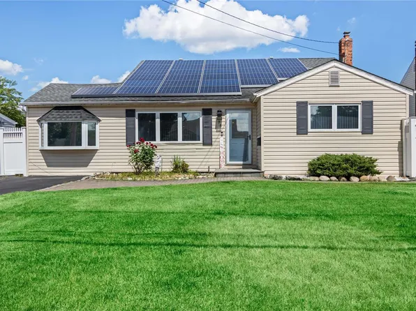 75 W 19th Street, Deer Park, NY 11729