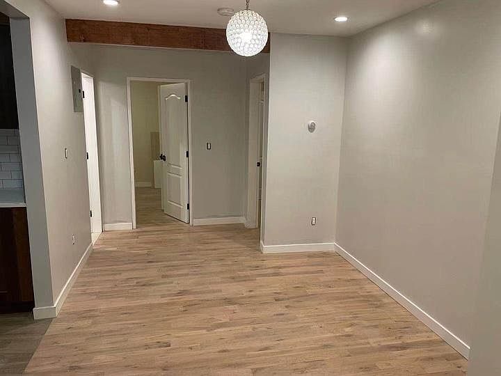 1st image of 7617 160th St Floor 1