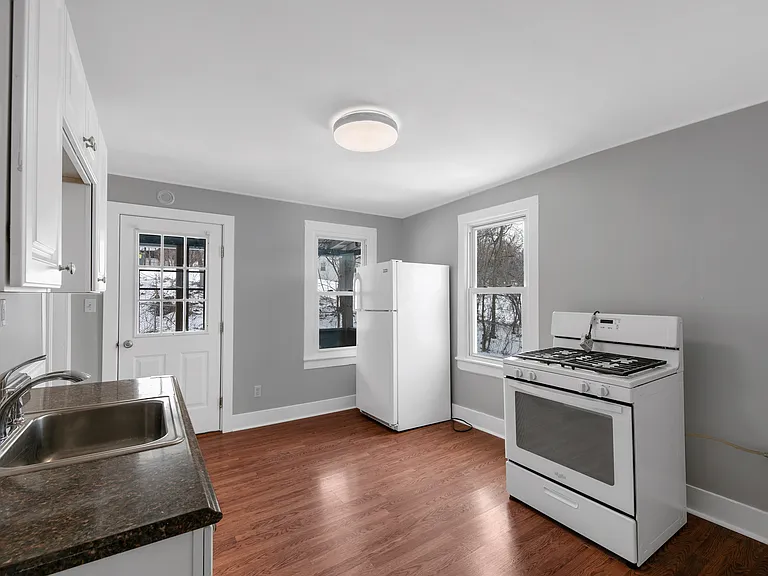 34-36 Malta Ave #2 — Photo 5