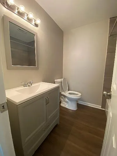 2113 Belmont Blvd #2 — Photo 4