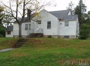 1170 Frost Ln, Peekskill, NY 10566