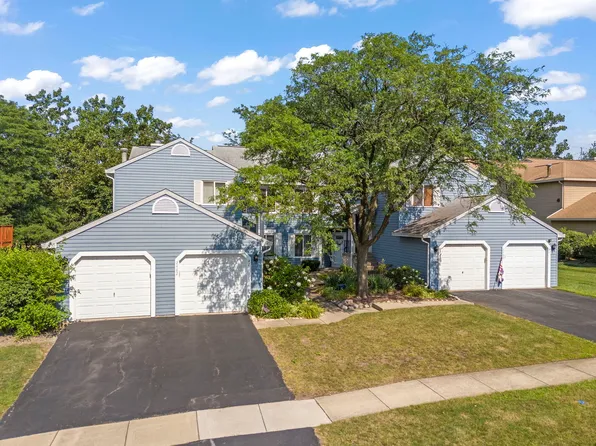 2482 Brunswick Cir APT A1, Woodridge, IL 60517