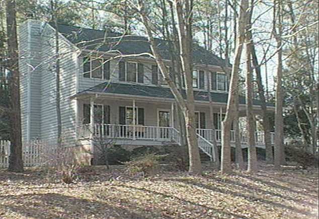 1st image of 4017 Westfield Dr