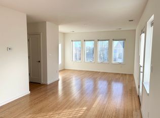 3 Seitz Ter #H15, Poughkeepsie, NY 12603