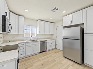 104 E Kinderman Dr, Avondale, AZ 85323