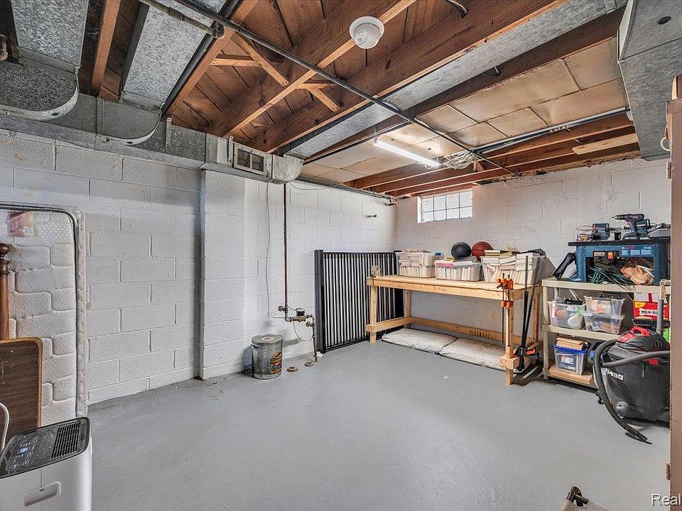 3136 Parker Dr, photo 29