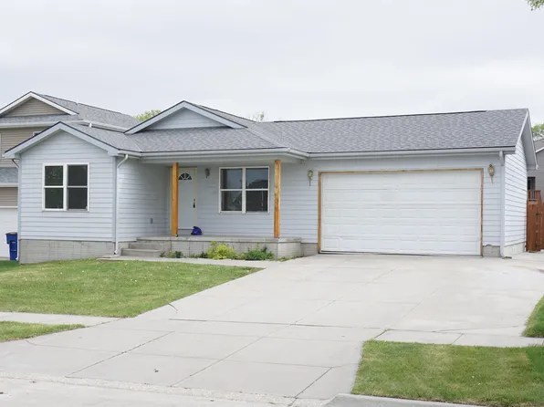 4129 W Thatcher Cir, Lincoln, NE 68528