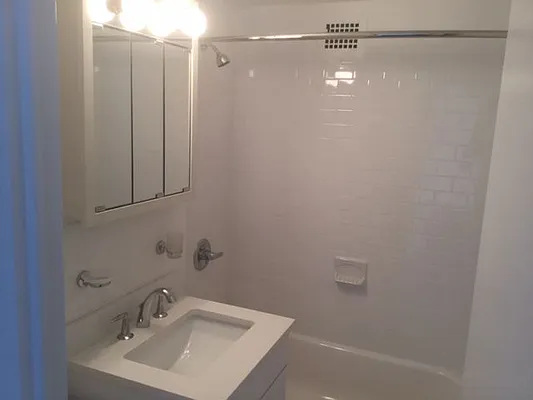 Rented by Solil Management | media 5