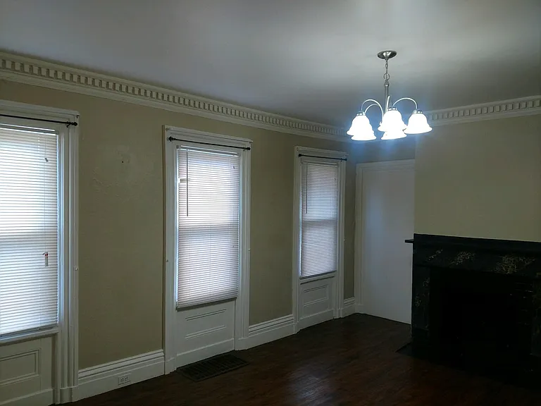 7 Broad St #1 — Photo 12