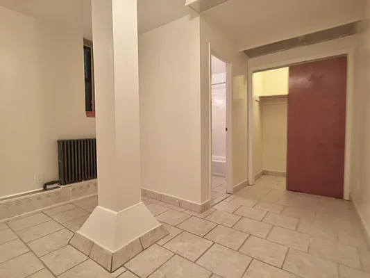 Rented by Sovereign Associates | media 35