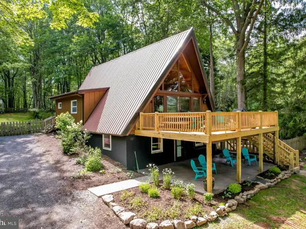 137 Paradise Gardens Rd, Oakland, MD 21550