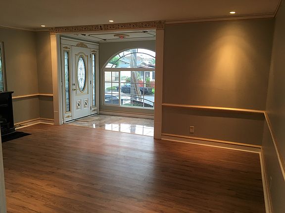 3rd image of 515-17 B Ave