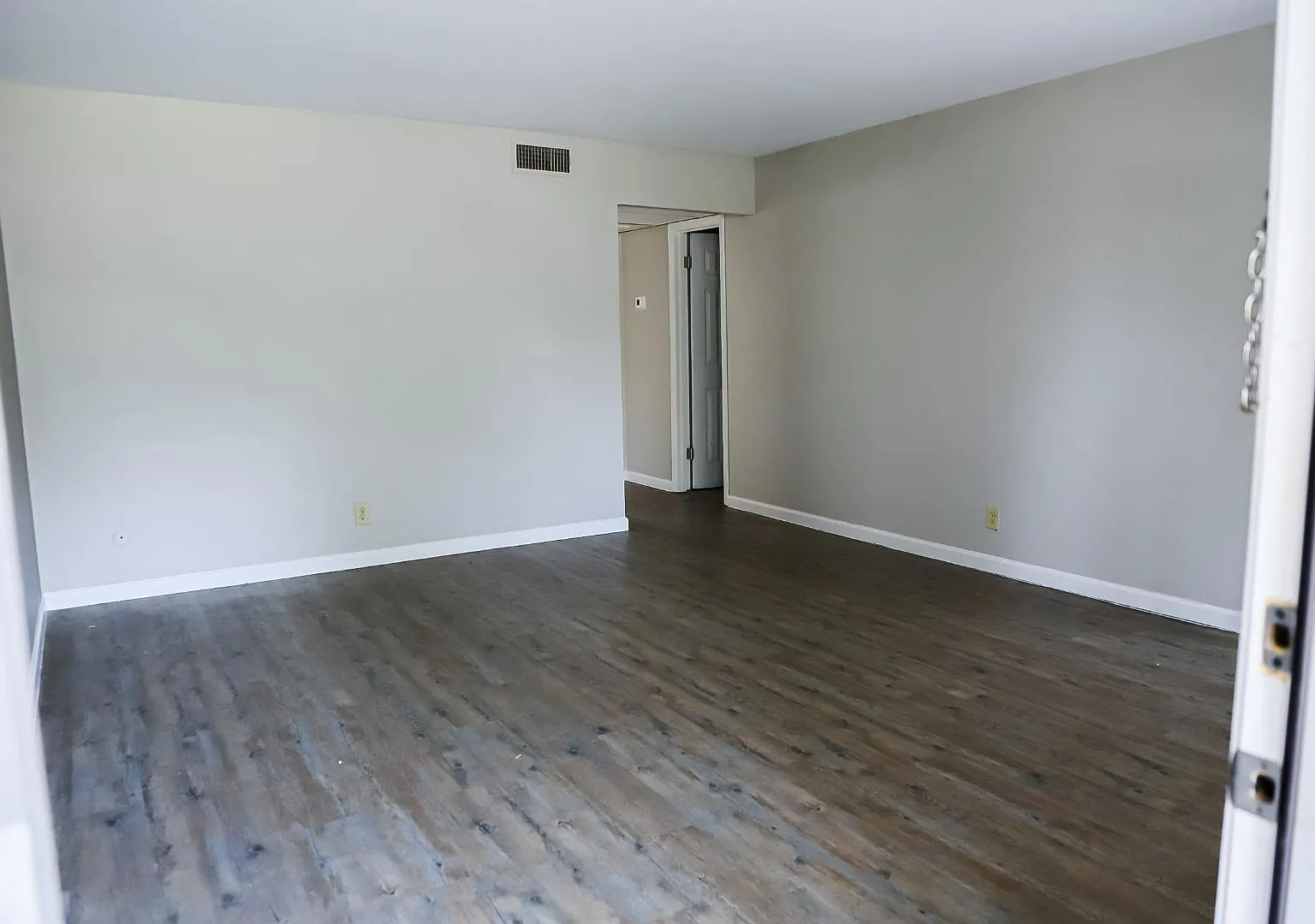 3755 Natalie Street - apt 17 — Photo 1
