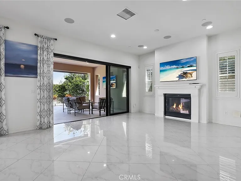 51 Heliotrope — Photo 4