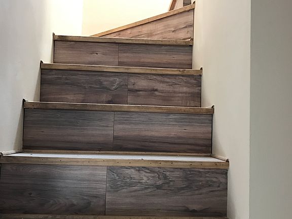 Stairs to 2nd floor bedroom