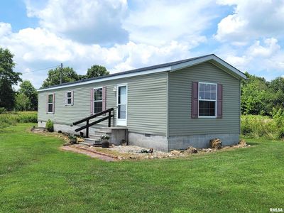 9105 Burkett Rd, Iuka, IL, 62849