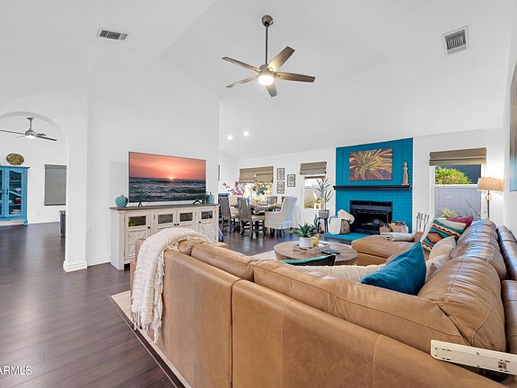 2nd image of 4501 E Pearce Rd