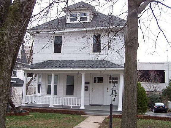 4th image of 124 Hale Ave