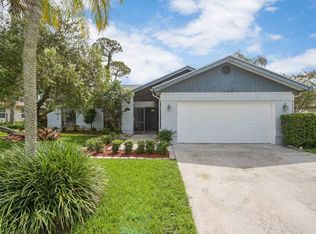 143 Parkwood Dr, Royal Palm Beach, FL 33411