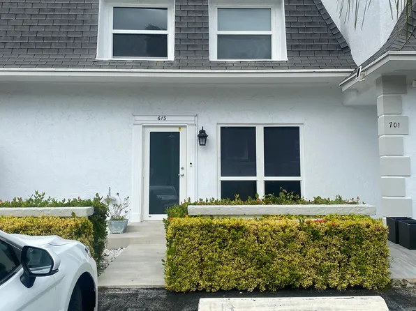 613 NE 26th Ave, Hallandale Beach, FL 33009