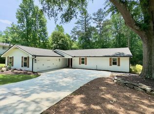 368 Meadow Dr, Alpharetta, GA 30009