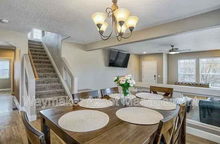 10904 Cascading Spring Cir — Photo 19