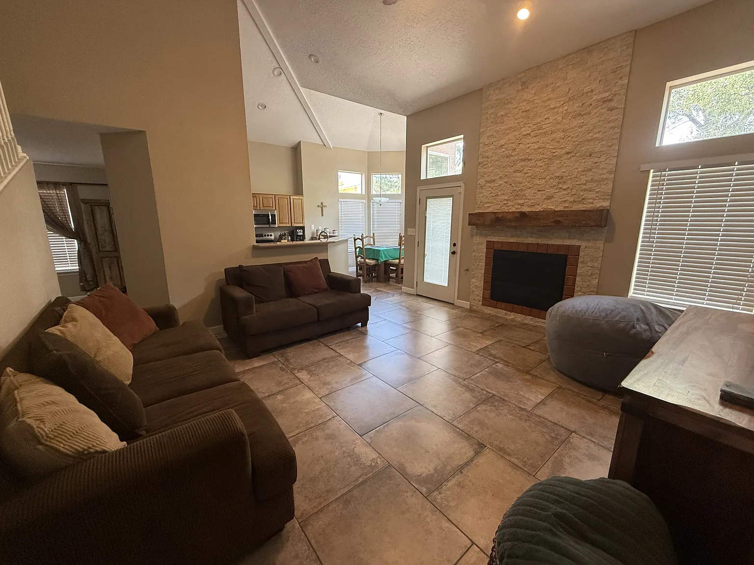 6608 Mesa Solana Place Northwest - ABQ — Photo 3