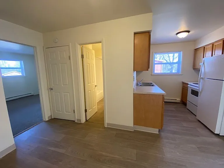 State Place Apartment Homes — Photo 48