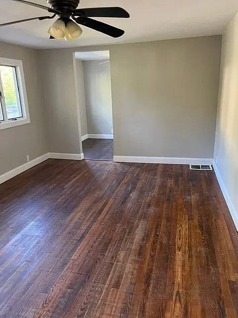 1 bed, 1.0 bath, 750 sqft, $1,900 — Photo 2