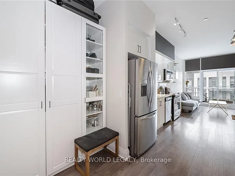 17 Zorra St #2407 — Photo 4