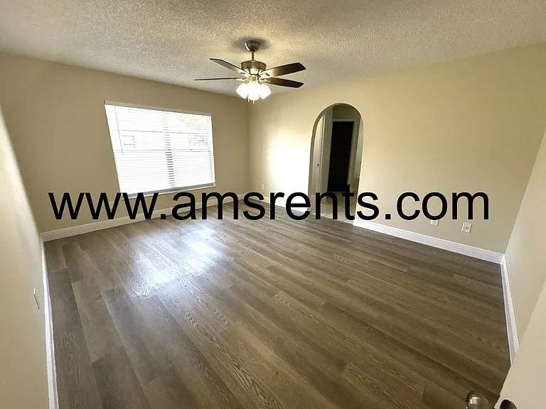 1080 Hali Ridge Ct — Photo 20