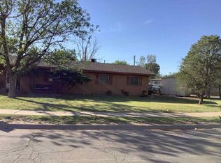 1009 Baylor Ave, Roswell, NM 88203