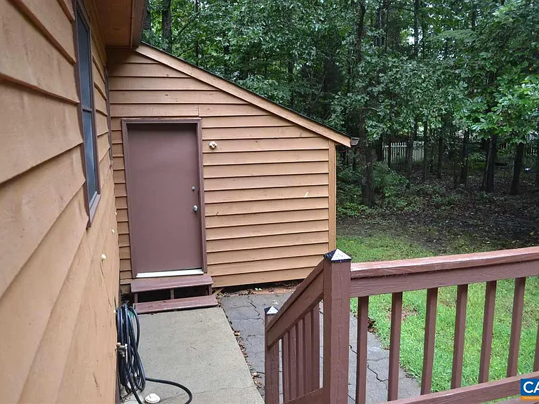 15 Englewood Dr — Photo 14