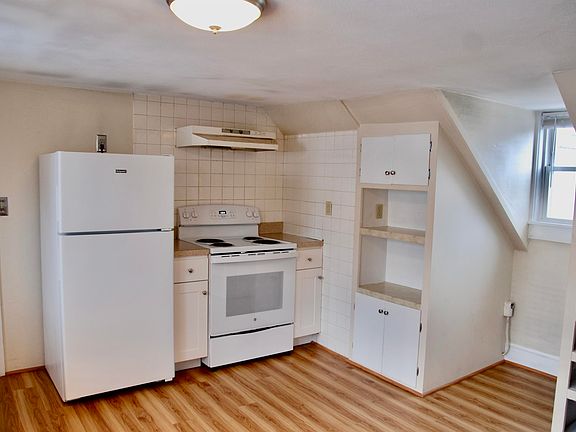 4th image of 17 Hanover St