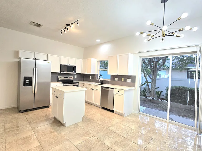 13241 Opal Ct — Photo 12