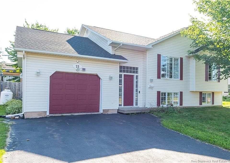1st image of 23 Hillary Cres