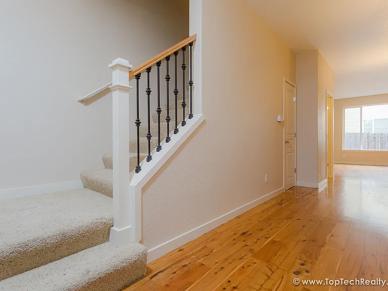 182 NW 209th Ave — Photo 15