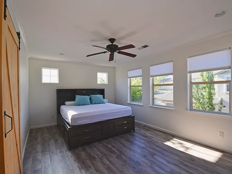 1616 Spicewood Cir — Photo 14