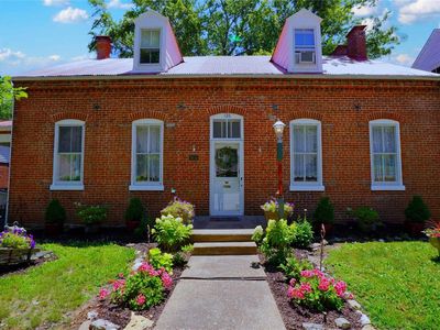 126 W 2nd St, Hermann, MO, 65041