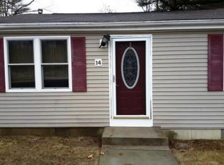 14 Three M Rd, Coventry, RI 02816